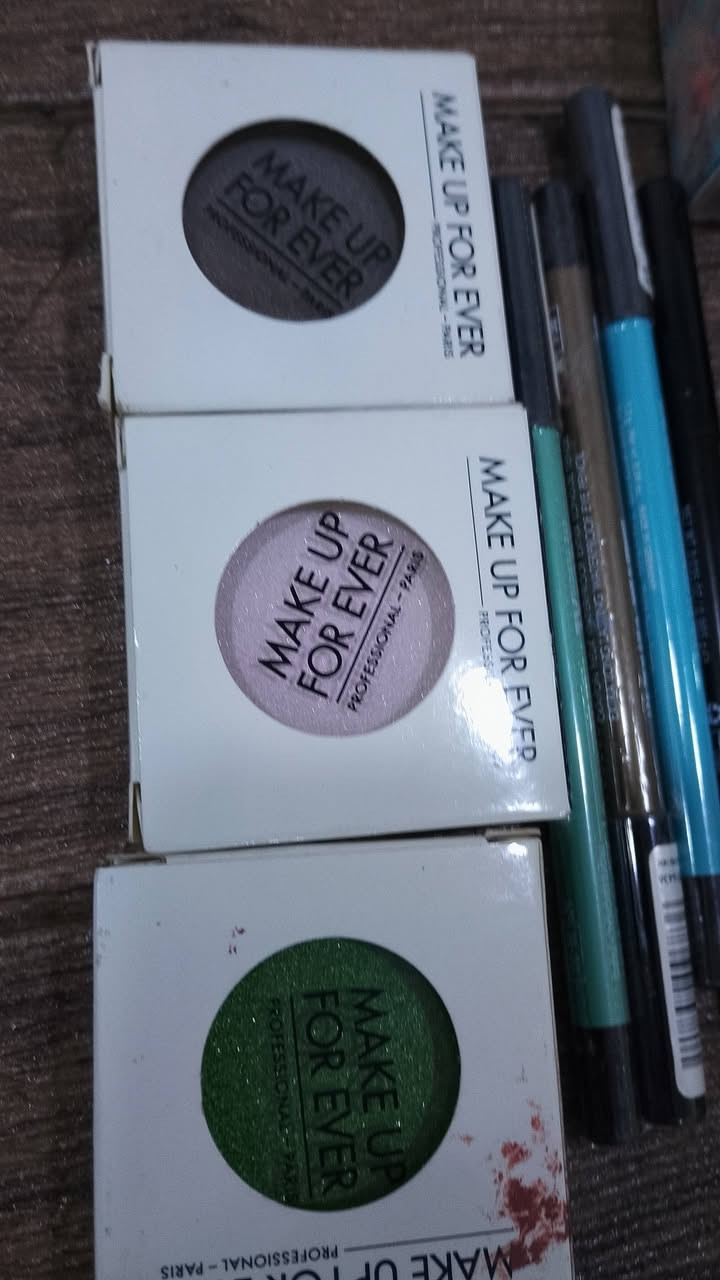 قطع اصليه سعر مناسب


**إذا كنت صاحب هذا الإعلان وتريد حذفه لأي سبب، رجاءا أرسل رسالة إلى الدعم الفني**