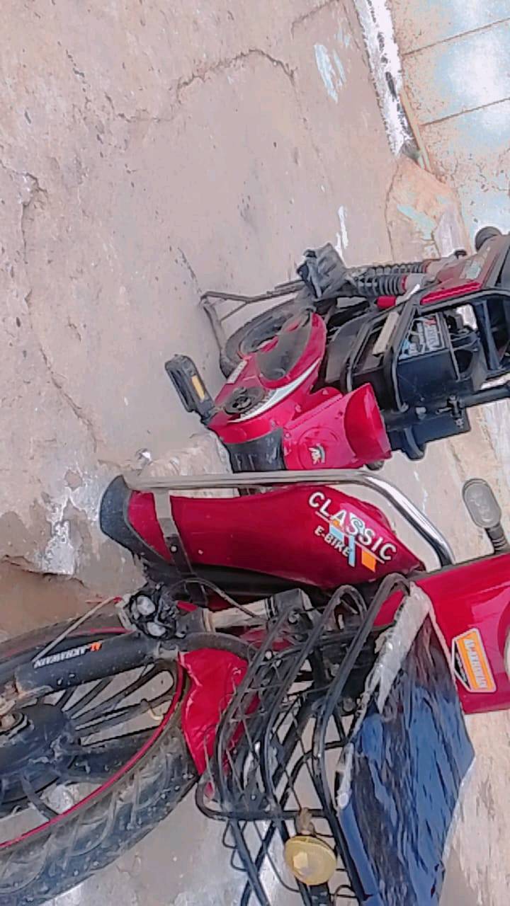 الانبار الخالديه موطور نضيف وبيه مجال بسيط مو شراي لا تراسل بلا زحمه