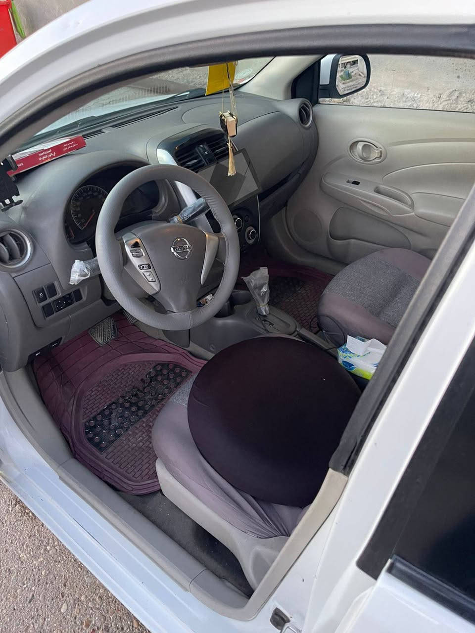 سني 2017 للبيع
مابيها ضربه بيها ملاحضات بسيطه 
تبريد شغال كير محرك مكفولات 
سياره نضيفه داخل وخارج 
مكاني بغداد السعر 93الاتصال ب***********
