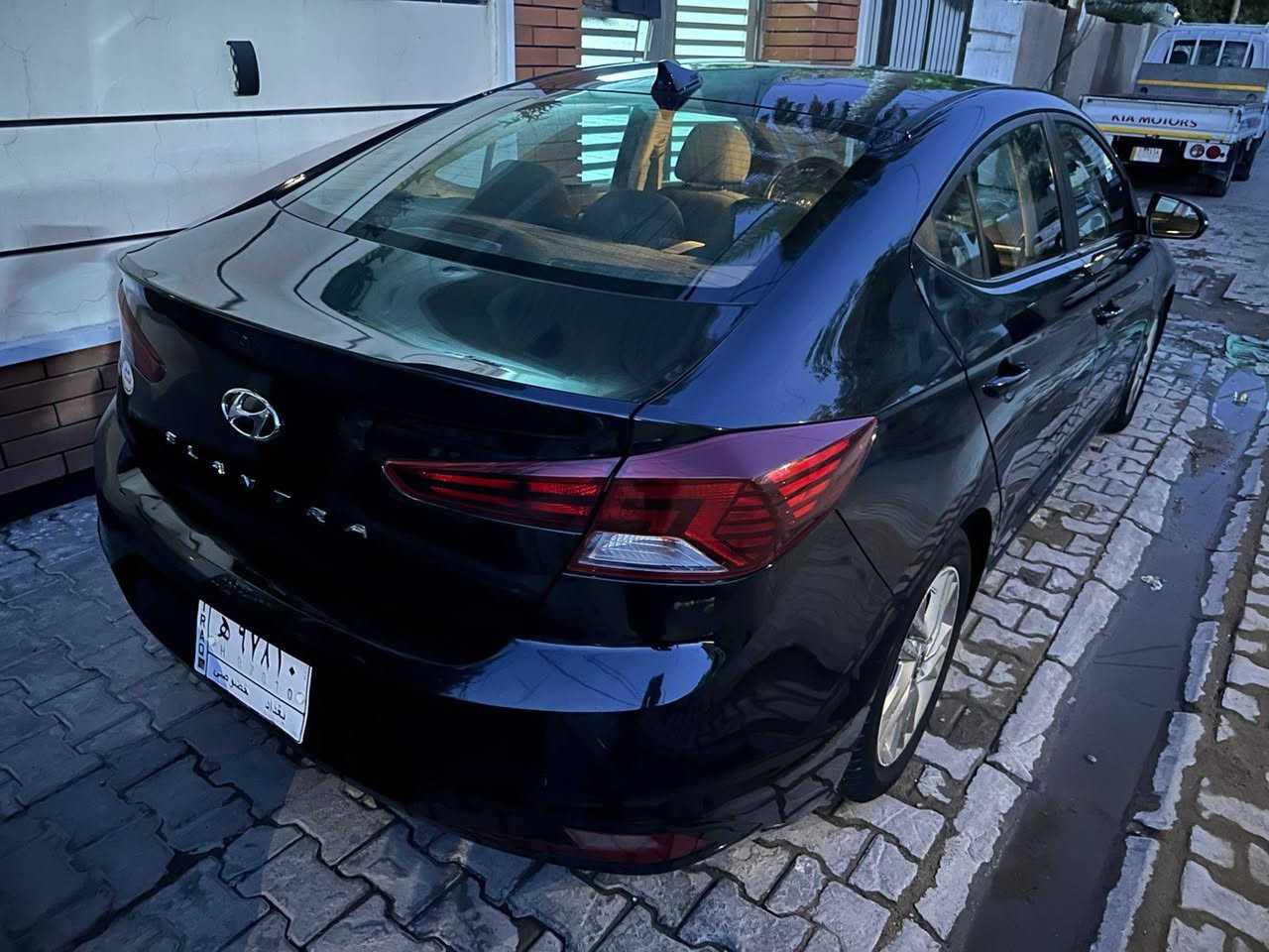 السلام عليكم النترا وارد امريكي موديل 2019 شكل ال20  مكينة دوش گير AT 
السعر 120$ 
متواجد واتساب 
***********
شراي اتصل وتدلل
