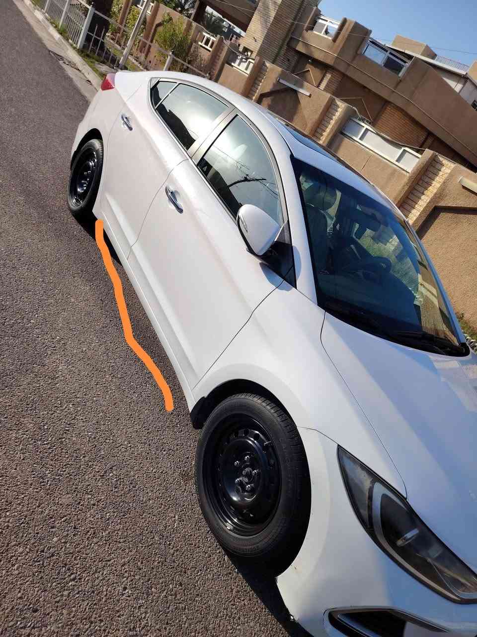 اسلام عليكم
الانترا ١٨ سوبر
رقم بغداد
بيها بارد بل جاملغين محددهن بل صوره الدوسه صبغ دوشمه جديده سياره جاهزه كلها شغاله تبريد تتفئه
بسمي ماشيه ١٤٣ الف وقابله لزياده
السعر ١٤٧ بيها مجال بسيط
رقم ***********
