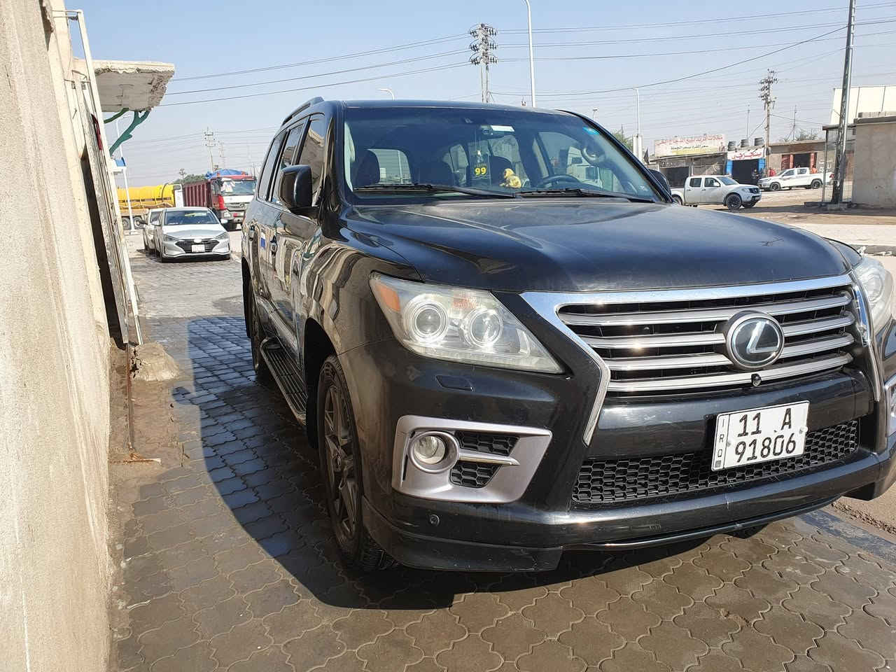 السلام و عليكم للبيع او مراوس لكزس موديل 2012 مكفوله من الضربه و لصبغ رقم بغداد انكليزي السياره فول مواصفات سبورت معروفه مواصفات الكزس  جاهزه من كلشي برغي مناقصها جديده كلش
السعر 375$
موبايل *********** مكاني بصره الزببر
