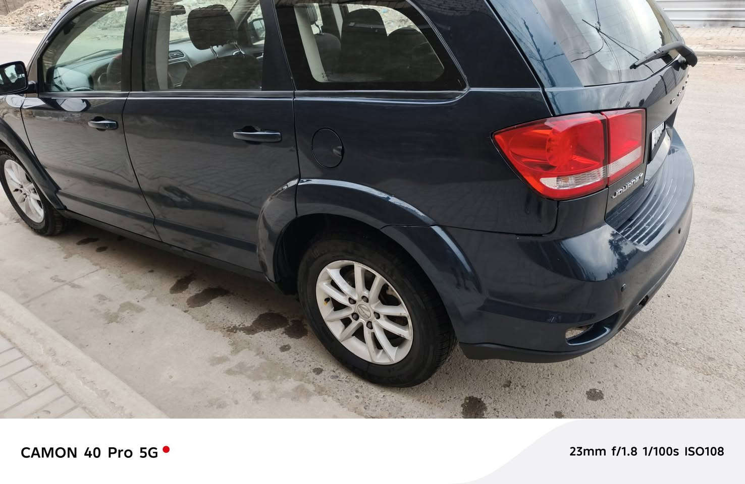 السلام عليكم
دوج جورني للبيع (سعرها 105وبيها مجال) 

موديل 13

مكينه سته

المواصفات  sxt

سبعه راكب 

3قطع تبريد 

ارضيه جلد 

هزه جديده
كير جديد
براد جديد

رقم بغداد دولي 

السياره باسمي 

السنويه لغاية 29

تخم تاير 

حداديه امامي خلفي جديده

شرط التحويل 

بيها 3قطع صبغ بدون دواخل اني عدت الصبغ مال القطع 

ضربتها چامرلغ خلفي 

مكان بغداد 

الاتصال ع رقم ***********

كلشي موضح بالفيديو 

ترهم مراوس شعندك نزل 

تحياتي لجميع
