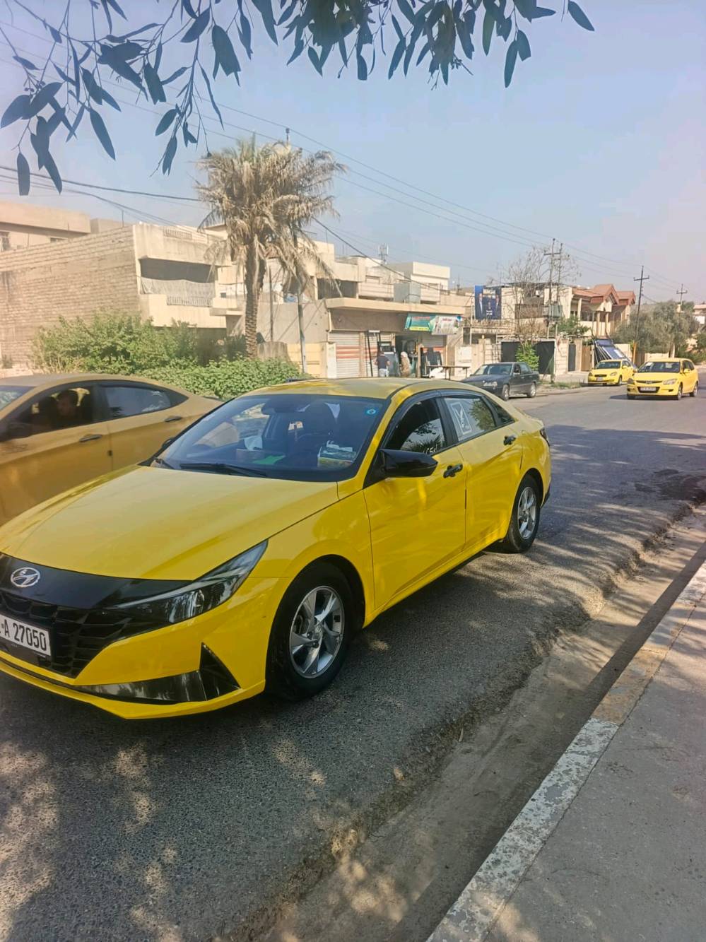 افانتي ٢٠٢١
فول عدل الفتحه 
سياره جاهز 
مكينه وكير شرط طخم تاير ضررها تبديل باب اصلي سياره بسمي اني الشرعي 
مكاني  الموصل جانب الايمن 