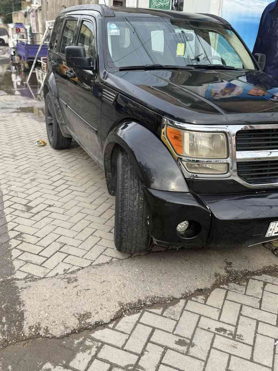 سلام عليكم للبيع سياره جيب ميترو  موديل ٨   محرك سته سلندر تبرد شغال   مكان مدينه الصدر السعر ٩٠ وبيها مجال  بصيط رقم الهاتف ***********
