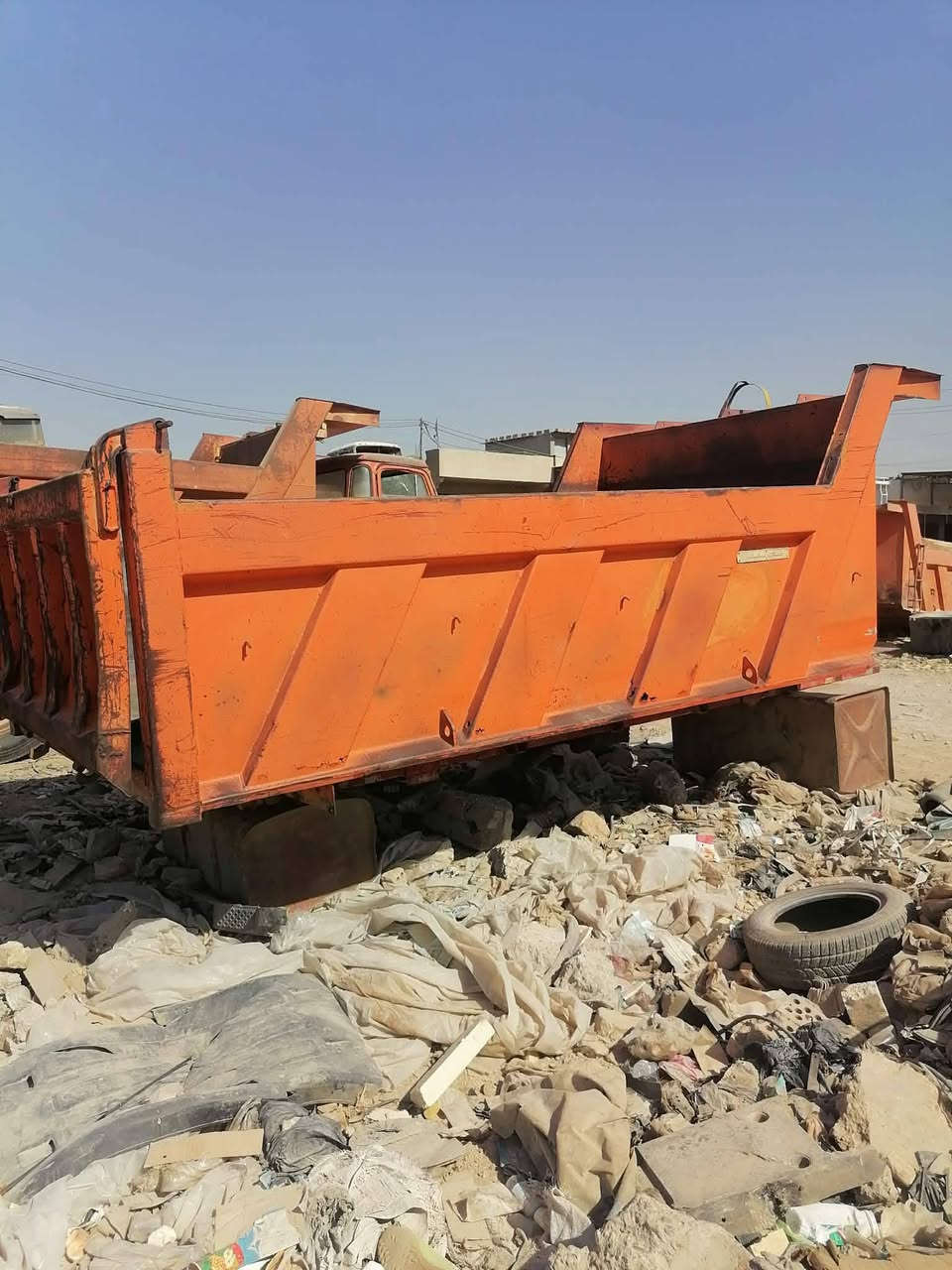 ملاحضه غير متواجد عل فيس سلام عليكم بدي مان 82 لل بيع اصفر بلادي كامل هوه والدبل شاصي ول ونج جديد الشراي يتصل عل رقم رحم لوالديك لا تكتب السعر اتصل واستفسر ***********
