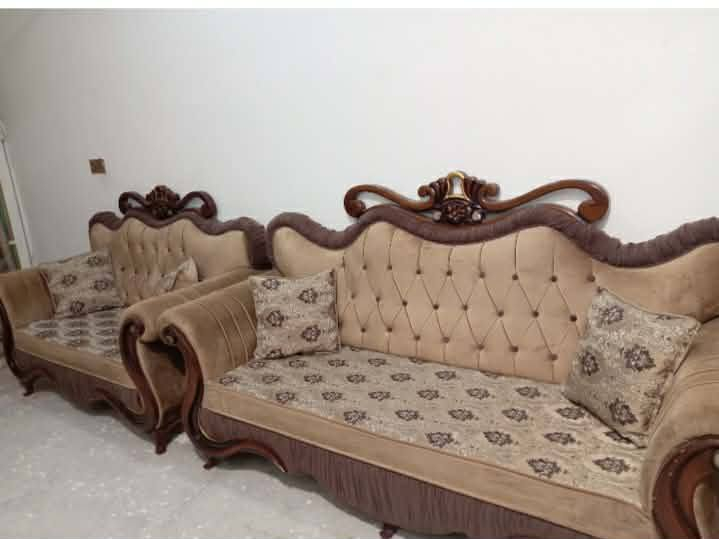 للبيع تخم قنفات ملكي تسكام 10 نفرات 6 قطع نظيف مابي اي ضرر
(العنوان نجف حي النداء شارع ستين العرضي قرب جامع الكوثر)


**إذا كنت صاحب هذا الإعلان وتريد حذفه لأي سبب، رجاءا أرسل رسالة إلى الدعم الفني**