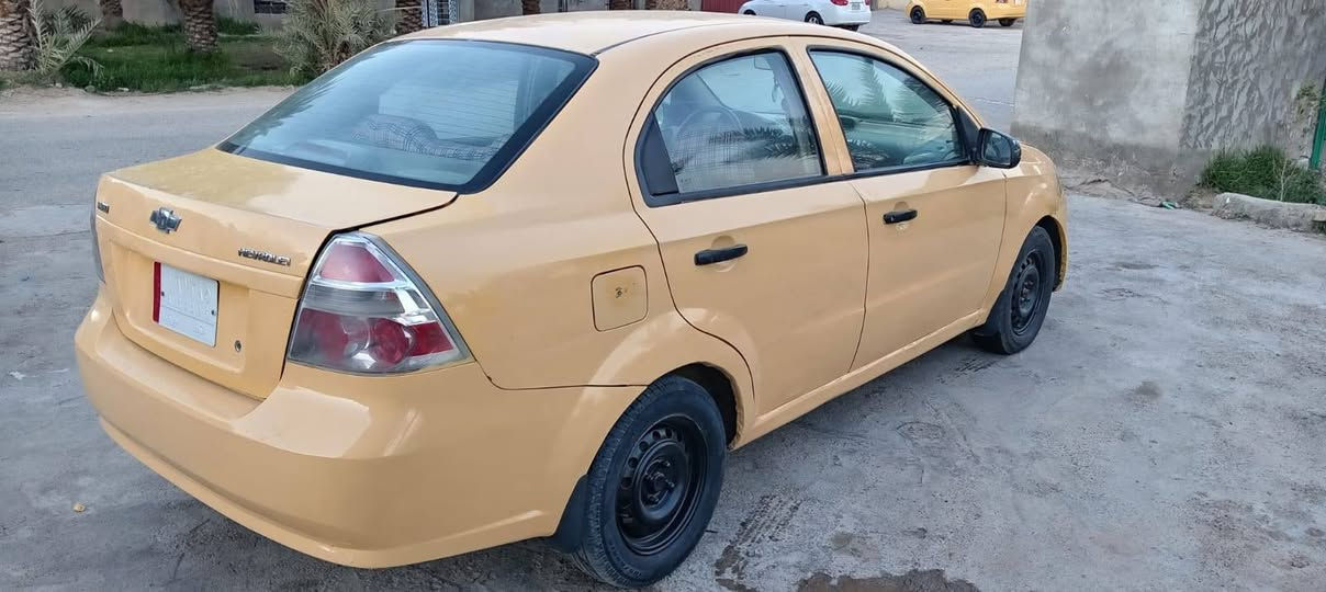 السلام عليكم للبيع افيو موديل 2010 محرك 1400 سياره حلوه حداديه تخم تاير مكينه كير عادي كل جديد 1/1 المكان النجف المشخاب ***********
