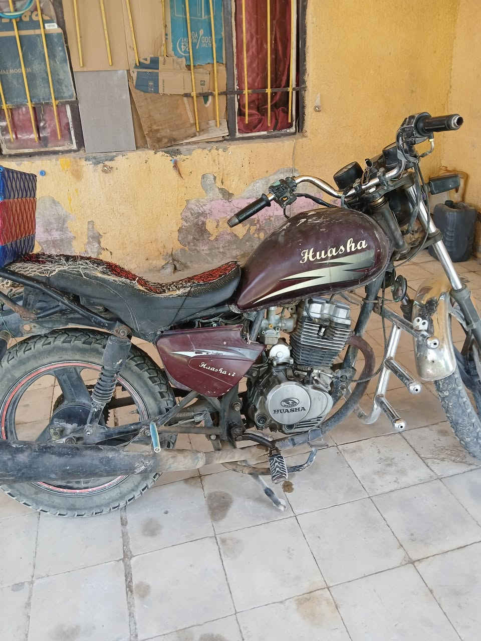 السلام عليكم دراجه جني هونده شغاله وخير من الله كلشي شغال كهربائيات شغاله السعر ٢٢٥ وبيها مجال 
الاتصال ***********
