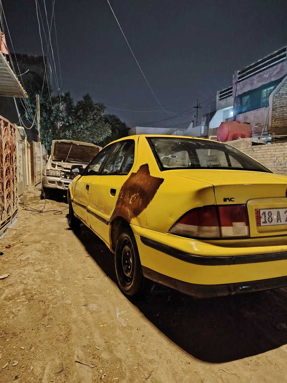 سلام عليكم سمند موديل9 رقم نلكيزي بابل بيه جاملغ خلفي وشويه بلباب مال سايق بيه سياره حلوه وكاعده دايمنو جديد باتري جديد راديتر جديد تخم تاير نضيف باور ستيرن جديد مشط ستيرن جديد مكاني بغداد الشعب تحويل ثاني يوم رقم  الاستفسار ***********
