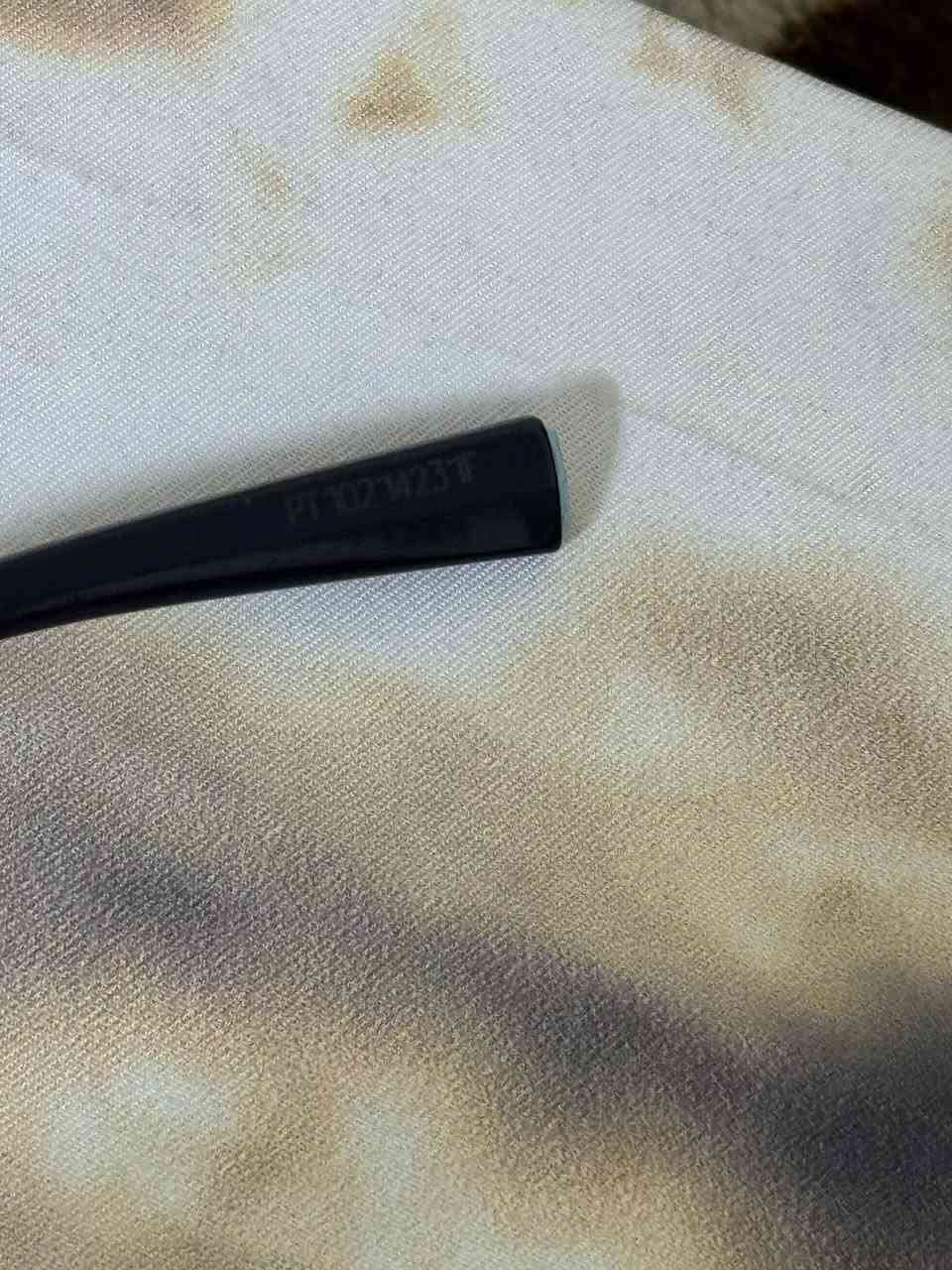 من نوادر التيفاني العريقه
قطعه مضلعه تضليع 

Tiffany&co 💎

اورجنال نوادر

نظافة 💯 

دزاين (pilot) طيارين 

الحجم فوق وسط 

لون عدسات اسود  

لون الفريم اسود 

للحجز والاستفسار خاص


**إذا كنت صاحب هذا الإعلان وتريد حذفه لأي سبب، رجاءا أرسل رسالة إلى الدعم الفني**