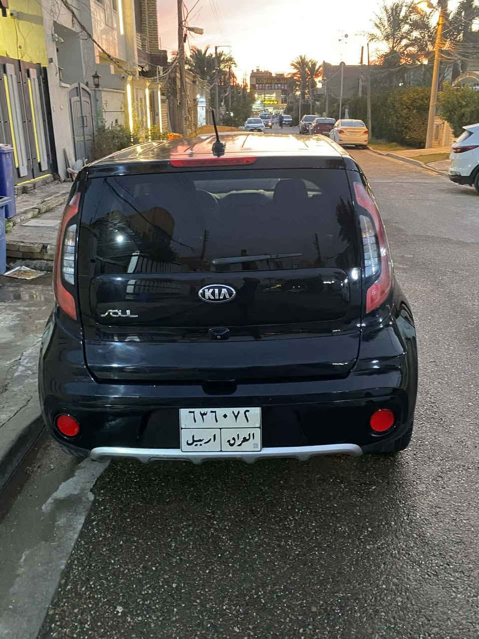 للبيع كيا صول موديل 2018 لون اسود محرك 2000 وارد امريكي ماشيه86ميل حادثها بنيد وجاملغ بدون دواخل لا لغد  ولاشاصي دعاميه خلفيه مصبوغه والاماميه ايضا مصبوغه حجر بيئه مفقود
وبالعراق الباب الخلفي بارد سياره جديده مامتعوبه
رقمها اربيل بأسم كردي عندي بيها وكاله عامه يعني التحويل يمي 
مواصفاتها معروفه تحكم ستيرن جهتين ومانع انزلاق وضعيات قياده نورمال وايكو وسبورت شاشه كبيره اصليه نظام كار بلي وكامره
نوع الكير AT محرك كير مكفولات
صور الحادث موجوده  وسونار بيها 
سعرها مناسب للاستفسار مراسله الرقم  على الواتساب +***********
