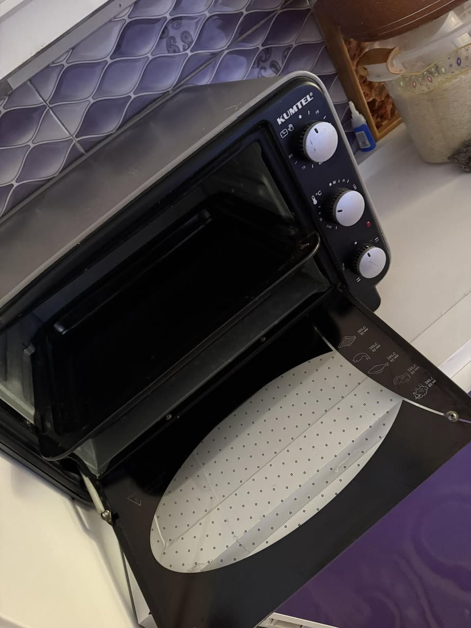 السلام عليكم اغراض بيت   للبيع
كنتور بابين نجارة نضيف كلش
طبلة وسطية ممستخدمة نضافه ١٠٠/١٠٠
مكنسة كهربائية ام السطلة مستخدمة نضيفة كلش
اوفن استخدام قليل نضيف كللش
كلمن وسعره
للأستفسار ع الأرقام
***********
***********
