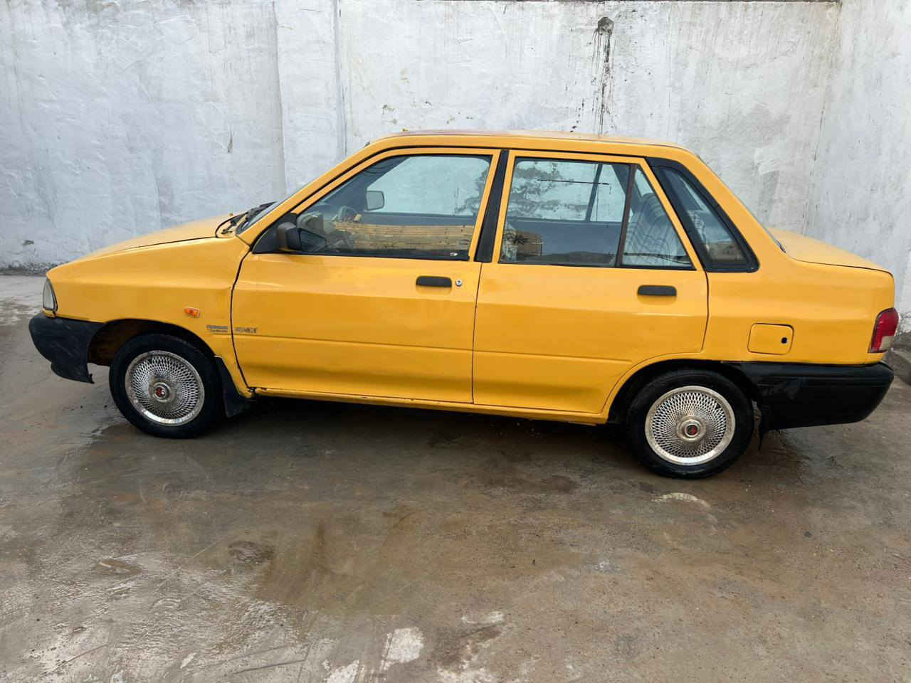 السلام عليكم سايبه مديل 10مكينه بيها بخار كير مكفول السياره كشرهاا نضيف دواخله نضيفه السعر 15وبيها مجال 
رقمي***********
