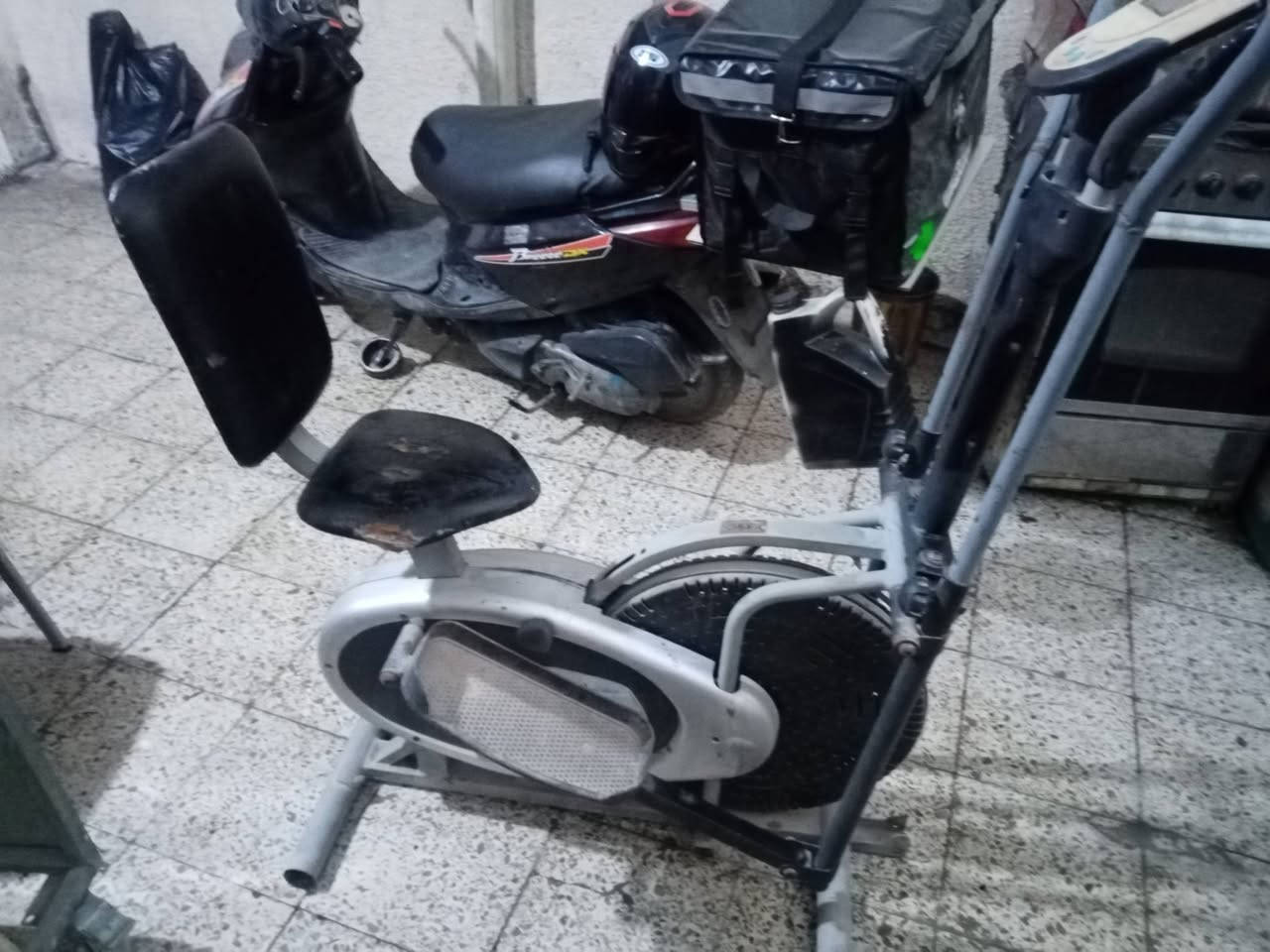 لبيع جهاز رياضي ٨٠ الف مكان شهدا بياع ***********
