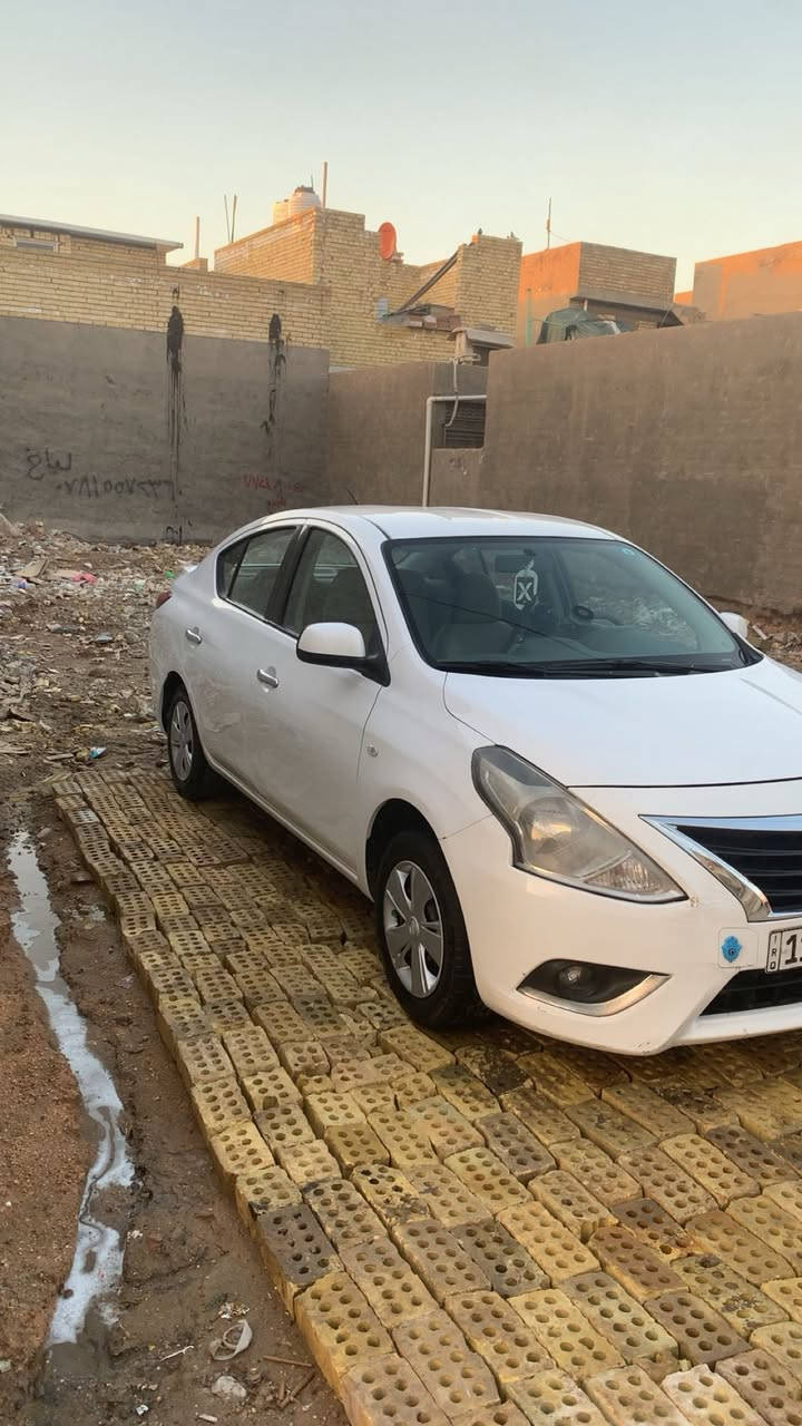 إسلام عليكم سياره سني البيع هندي موديل 2018 سياره خير من الله سياره بسمي رقم بغداد بيه طخه بلحافه مال بنيد مابيه اي صبغ جوهه تخم تاير حداديه خير من الله مكينه وتبريد خيرمن الله وكير مكاني الدوره البوعيثه ***********ممتواجد ع فيس سعر 107وبيه مجال بسيط حك الجيه
