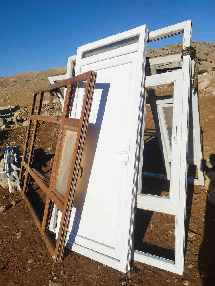 ده رگاو و په نجه ره بؤ فرؤشتن 
 رانيه 
*********** رانية
