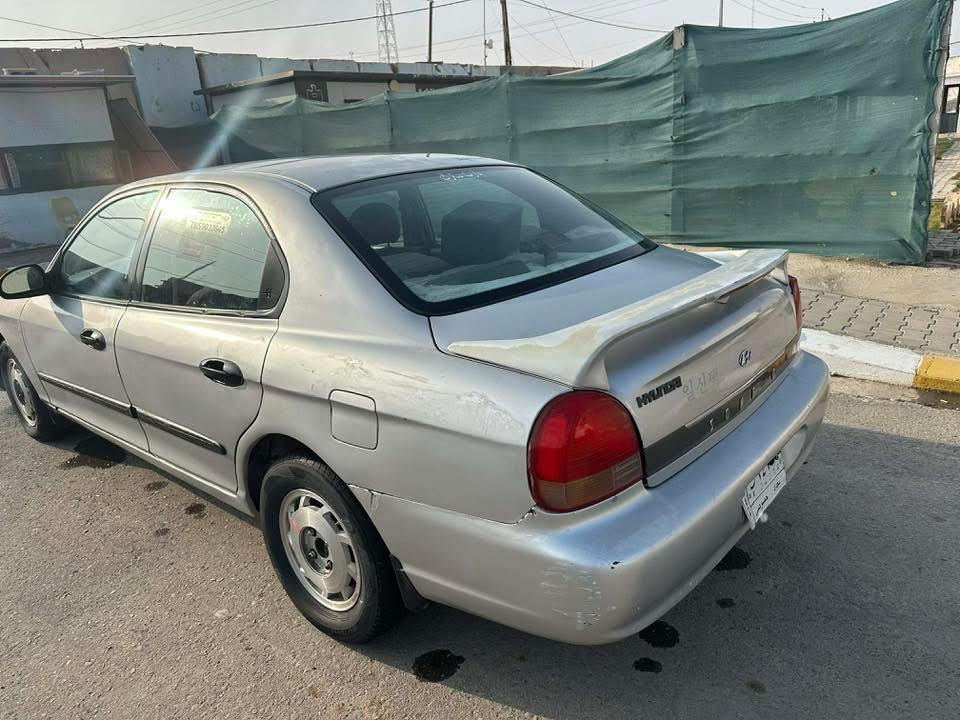 السلام عليكم
سوناتا موديل 2000 

محرك 2000 وكير عادي مكفولات شرط ..

مسويلها سونار  مابيها اي عيب شرعي 

تدفئه تبريد دواخل كهربائيات كلها شغاله 

مصبوغة حزام جماليه ..

السياره هذا وضعها كدامك 

رقم بغداد الماني .. وبأسمي مداور ثاني يوم ..

السعر36$بيها شويه مجال 

بيع مستعجل لضروفي الخاصه 

مكاني صلاح الدين (تكريت)

***********
