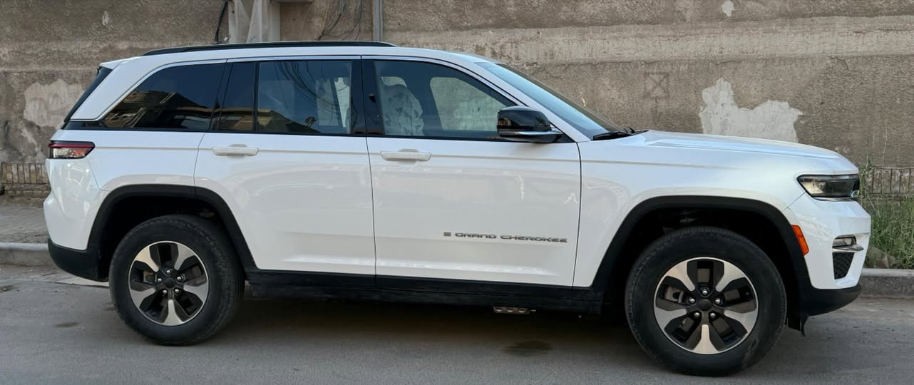 جيب 2024  4xe للبيع
مواصفات

بانزين كهرباء هايبرد

محرك 2000 تيربو 

حادثه خفيفه بدون ايرباك وبيها رصعتين بالباب

ماشية 45000 كيلو 

داخل جلد بيجي

كشنات كهرباء وتدفئه فقط 

سقف بانوراما

اشارة بالمري مع هيتر

صندوك كهرباء

رادار امامي وجانبي

حساسات خلفية مع كاميرا 

 

خمس وضيعات قيادة

ويل 18 المرغوب

شفتات ستيرن

السعر 325

للتواصل 

***********
