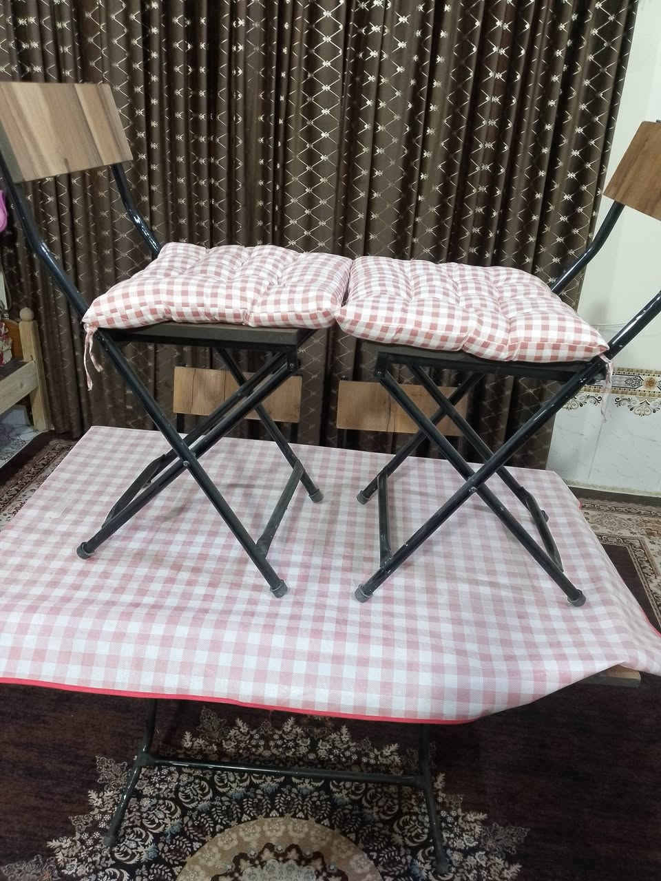 سلام عليكم للبيع ميز طعام
وأربع كراسي


**إذا كنت صاحب هذا الإعلان وتريد حذفه لأي سبب، رجاءا أرسل رسالة إلى الدعم الفني**