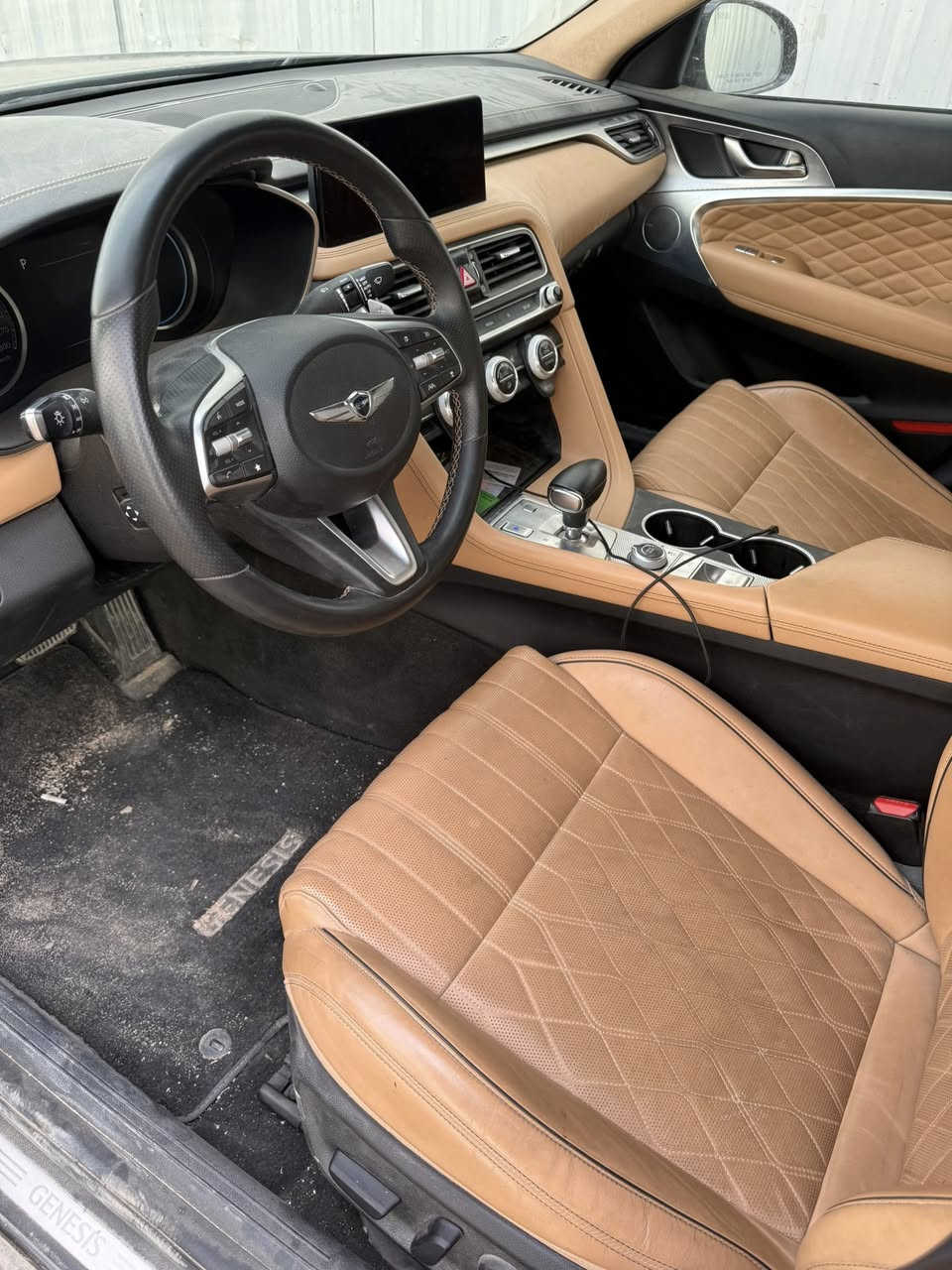 وارد كندي ماشيه ٤٠ الف كيلو
سياره ٤ سلندر تيربو 
سياره فول موصفات قماره كزاز 
بيها ٣ قطع صبغ g70 برستيج 
البيع جوة السوك مستعجل السعر 180$ قفل 
للتواصل ‭0780 676 3830‬ بدون ايرباك رجاء بس الشراي يتصل
