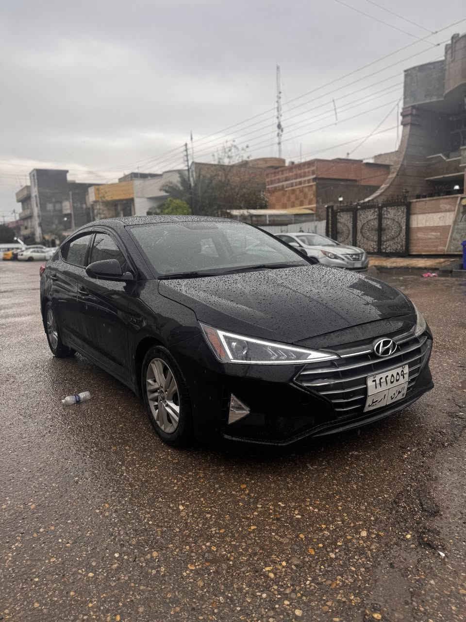 السلام عليكم  
النترا 2019  se
 حادثة خفيف  صور الحادث بل منشور 3 قطع  ( جاملغ ايمن وباب الصدر الايمن   والباب الوره السايق )
حجر بيئه بلادي
لايت زنون
شاشة 
كامرة
كير ATM مكينة مكفولة  
رقم اربيل تريد تحويل تريد وكالة 
السيارة ماشية 69 الف حقيقي استخدام شخصي 
السعر 126  بيها مجال بسيط 
المكان بغداد 
***********
