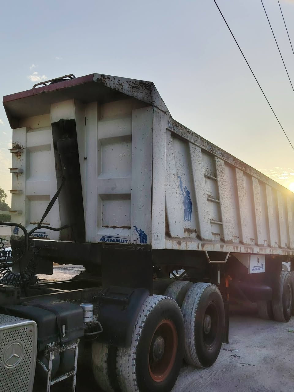 عربانة ماموت للبيع تخم تاير ***********
