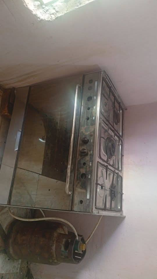 طباخ تشغل بي ٢عيون لباقي مسدودات عوزهن تنضيف فرن شغال مكاني الرميثه ماعندي توصيل سعر 55بي مجال طباخ5عيون جبير


**إذا كنت صاحب هذا الإعلان وتريد حذفه لأي سبب، رجاءا أرسل رسالة إلى الدعم الفني**