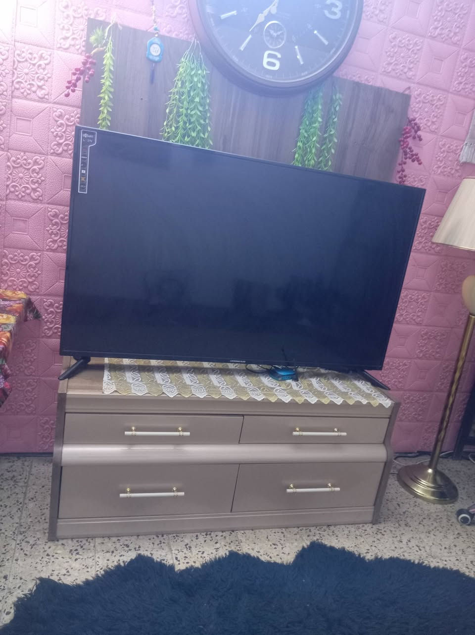 للببع غرفه تركيه الاصليه موضح بالصور الضرر مالته بسيط ٧قطع سعره ٦٠٠،بردات كل زوجين ١٥، ماعدأ الرصاصي و الحمره والتول علئ ١٥ الزوج، شجره كرسمس ٧، سيت رفوف ١٥،ديباجات جدد البنفسجي ٢٥ ٦قطع، السمائي ٣قطع ١٥،مفرش تخم الجوزي ١٥، الفرو ٢٠،عشر مقاعد، جنطه مكياج كبيره ١٥،الشراي فقط فقط يدخل خاص توصيل ماعندي مكاني بغداد السيديه مستعجله علئ بيعته


**إذا كنت صاحب هذا الإعلان وتريد حذفه لأي سبب، رجاءا أرسل رسالة إلى الدعم الفني**