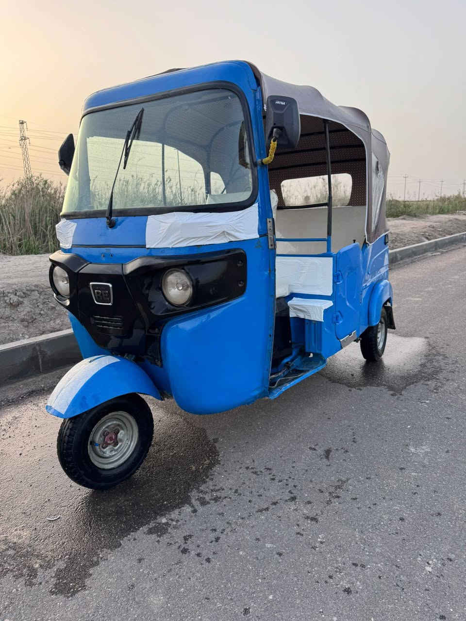 يالله عيد مبارك ان شاءلله 
السلام عليكم تكتك للبيع 2021 رقم بصره شهر ال11 تكتك كفاله عامه من المحل للبيت ماطالعه ضفيره كهربائيات كله شغاله صلايب تخم تاير جديد جادر جديد جاهزه للشارع المحرك شرط الفحص شرط مامفتوح  رقم وسنويه نكليزي تحويل ثاني يوم السعر 7و300وبيه مجال رقمي‏ 
 ‪***********‬‏  تكتك خير من الله
