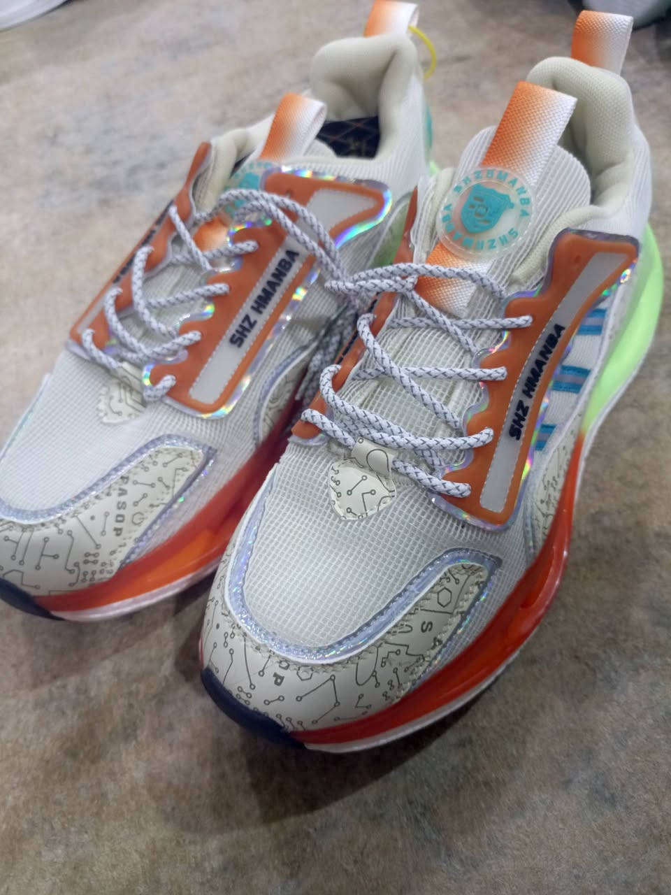 حذاء رياضي بوست حقيقي وزن خفيف
شرط الباركود 

قياس 44 

طول القدم 27


**إذا كنت صاحب هذا الإعلان وتريد حذفه لأي سبب، رجاءا أرسل رسالة إلى الدعم الفني**