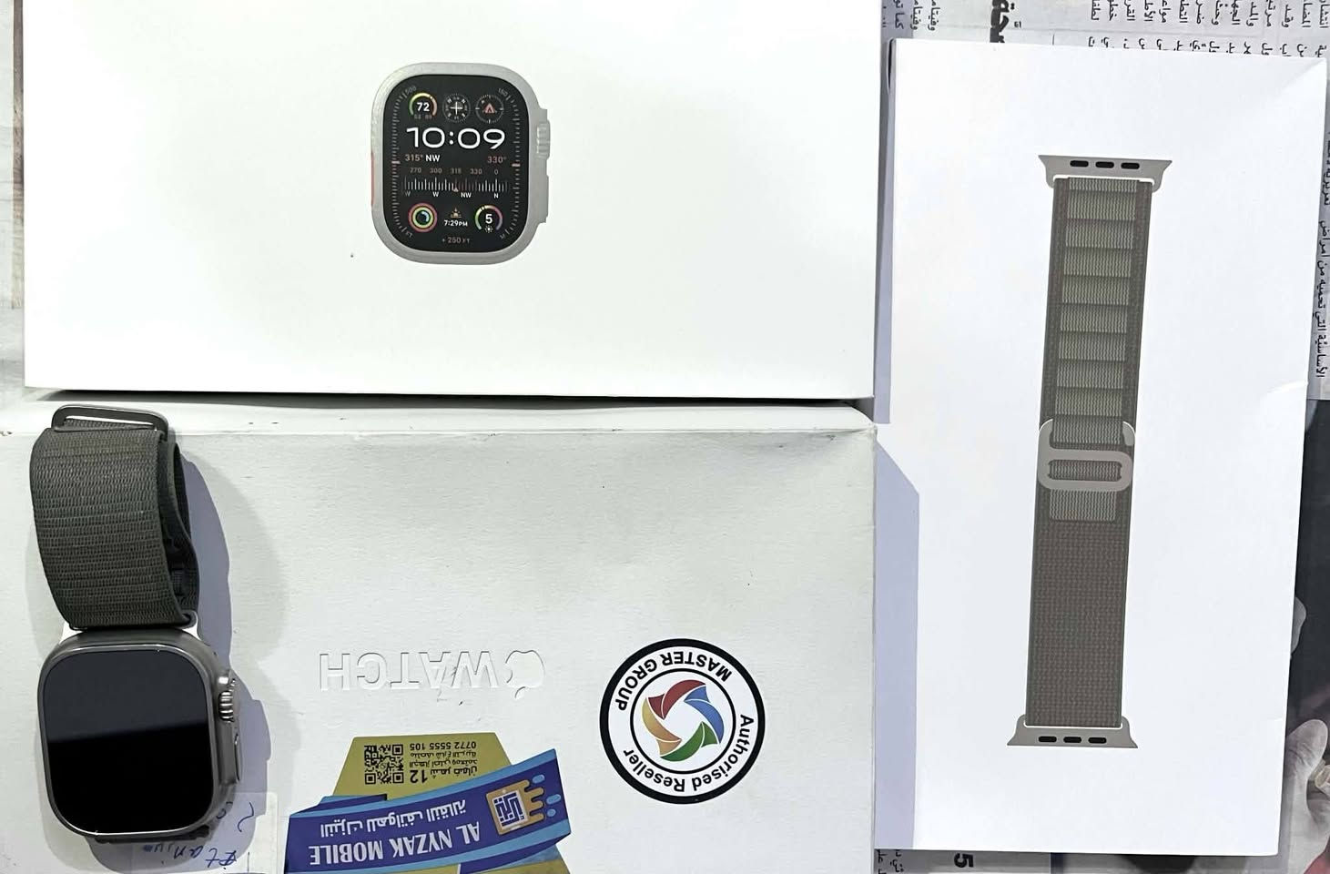 > **إعلان بيع: Apple Watch Ultra 2 Titanium ⌚️**
>  * **الحالة:** مستعملة بحالة الوكالة (نظافة 100%).

>  * **نسبة البطارية:** 99%.

>  * **الملحقات:** متوفرة بالكامل مع علبتها الأصلية مع سير نايكي اسود .

>  * **السعر:*690*/قابل للتفاوض البسيط).

> للتواصل والاستفسار يرجى مراسلتي على الخاص.


**إذا كنت صاحب هذا الإعلان وتريد حذفه لأي سبب، رجاءا أرسل رسالة إلى الدعم الفني**