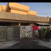 دار البيع مساحته ١٢٥ متر غرف نوم عدد ٣ وحده جوه ثنين فوك بيت نضيف وخير...