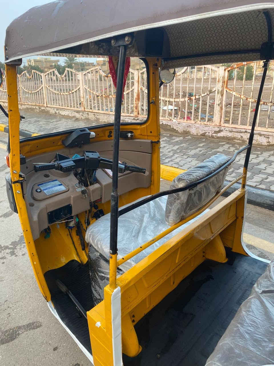 سلام عليكم تكتك البيع مديل 2019شهر 12 رقم وسنويه سعر 5ونص وبيها مجال مكاني كوت زين القوس نتصل ودلل:***********:
