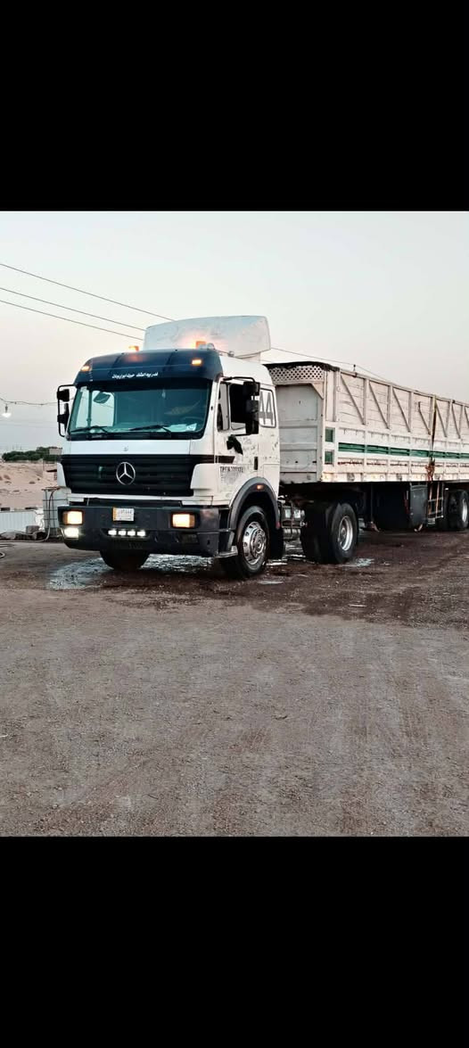 السلام عليكم مكلف بالنشر 
البي موديل 95 محرك 35 كير 210 كهربائي محور قليج سياره جوبلس محور سبرنك بيها منضومه مال قلاب مع عربانه 3 دناكير شاصي اروبي طول 13 ونص للاستفسار الاتصال على الرقم ***********
