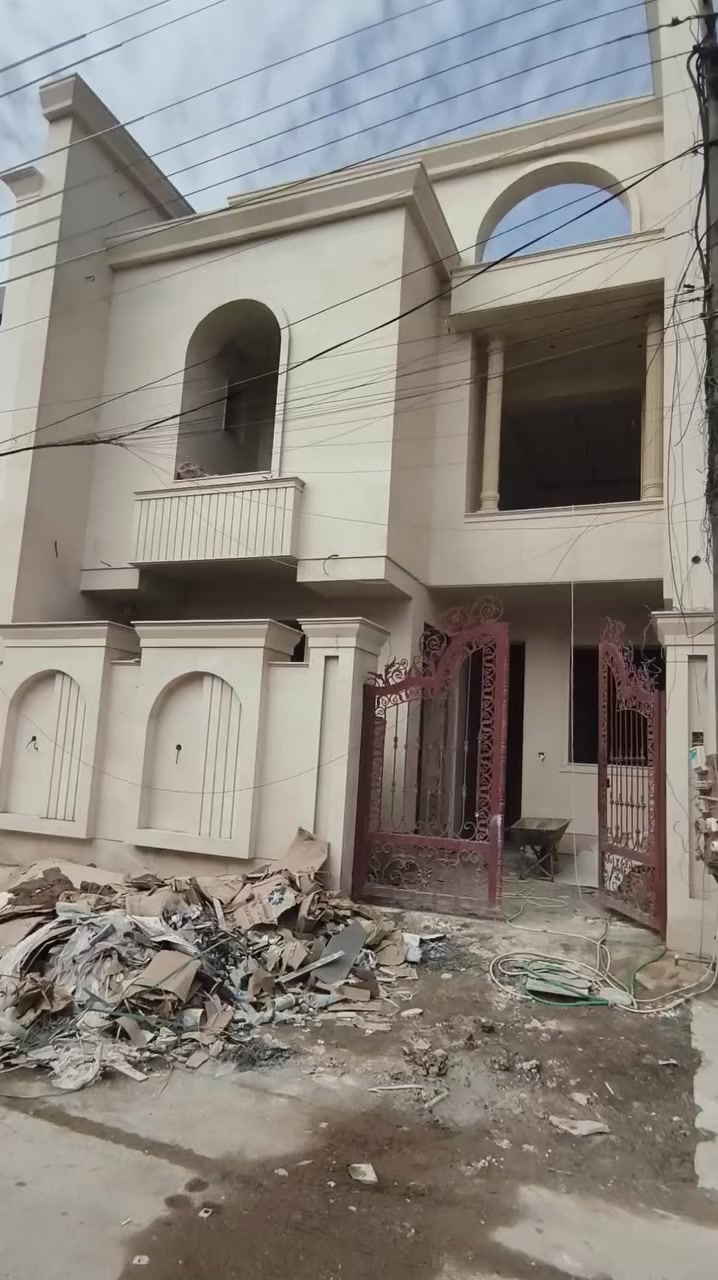 مكتب_ارض_السيدية_العقاري

🏡 للبيع – دار سكني قيد الانشاء بأعلى المواصفات

📍 الموقع: السيدية – مربع تبوك

📐 المساحة:160

🚪 الواجهة:80

📏   :20

✨ تفاصيل العقار:

صالة 
مطبخ
هول
خدمات 
غرف نوم عدد 6

يسلم مفتاح 🔑  بسعر ❗❗850 مليون وقابل للتفاوض

💼 إذا كنت تبحث عن فرص استثمارية مميزة في منطقة السيدية، لا تتردد بالتواصل معنا في مكتب ارض السيدية
هـ📞
***********
 
***********
عنوان المكتب شارع الأمن او (( المنظمة)) مجاور مدرسة اسكندرونة
