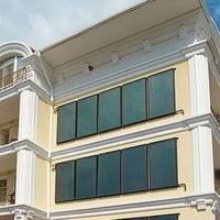 الجنينة • محلات وشقق • ٣٧٥م