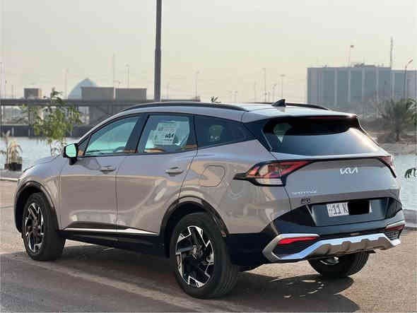 كيا سبورتج (برستيج xpro) موديل2023 اعلى فئه فول مواصفات 
مواصفات:-
رادار امامي جانبي  خلفي توقف ذاتي 
شاشة كبيرة
محرك 2500 
عداد دجتال
خمسة كاميرات 
كشنات خزن
كشنات كهربائية
بصمة تشغيل + بصمة أبواب
اشاير ترحيب
تشغيل عن بعد
بانوراما بطول السقف
صندوق كهربائي 
لايتات عدسات زينون
سياقة ذاتية 
كشافات زنون لمس
حساسات أمامية وخلفية
نظام فورويل (4x4)
كشنات   تبريد.  + تدفئة 
ستيرن هيتر
نضام  منحدرات
هندبريك كهربائي
ثيمات عدادات متغيرة
أوتو هولد + أوتو ستوب
نقاط عمياء
مثبت سرعة
تبريد خلفي قطعتين 
حادث بنيد مبدل +جاملغ بارد 
سعر 214
للاستفسار اكثر الاتصال او مراسلة واتساب
بغداد بلديات 
.*********** بغداد
