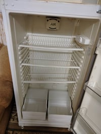 ثلاجة للبيع  للتواصل 07513064541