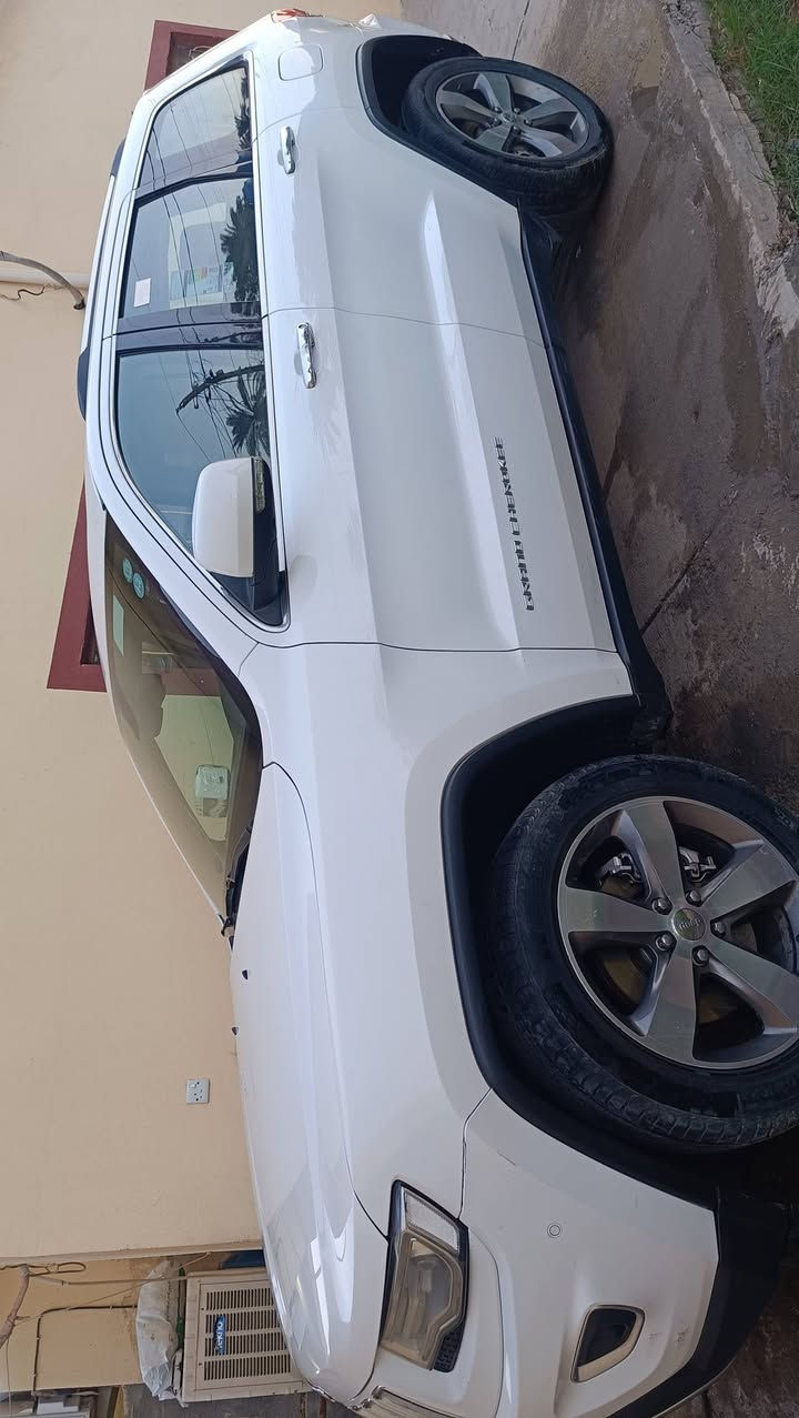 جيب كراند شيروكي لمتد 2014
🚗 فول مواصفات خليجي مكفوله 

📉 ماشية 125 ألف قليل جداً

📄 سنوية جديدة بأسمي + هزة جديدة

⚙️ محرك وكير شرط

🏠 السيارة استخدام بيت

✨ المواصفات:

📡 تشغيل عن بعد

📺 شاشة كبيرة

🎮 شفتات ستيرن

🧳 جنطة كهرباء شفط

📡 حساسات خلفية

❄️ تبريد قطعتين ثلج

💺 كشن خزن ميموري

🚗 وضعيات قيادة

🪑 مقاعد جلد أصلية

🔥❄️ كشنات كهرباء (تدفئة + تبريد)

🔥 كشنات خلفية تدفئة

🔥 تدفئة بالستيرن

🛞 يدات ستيل أصل

📷 كامرة خلفية

⚡ استيرن كهرباء + تدفئة

🎛️ تحكم كامل بالستيرن

⚙️ ناقل حركة 8 سرعات

🏁 نظام سبورت S

💡 نظام اقتصادي

🪞 مرايا جانبية

🔥 تدفئة مرايا

📡 مرايا جانبية حساسة

🌫️ أضوية ضباب تعمل تلقائياً + إشارة بالمرايا

💡 لايت عدسات زنون

🧰 عدة طوارئ بالجنطة

مكان تواجد السيارة: بغداد 

رقم صاحب السيارة:***********

الصفحة مكلف بالنشر
