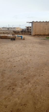 قرب جامع الرزاق • ٦٠٠م • بيت مشتمل