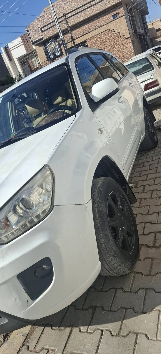 سلام عليكم 
تيكو 2013 كفالة عده بارد بل الجاملغ الخلفي والجاملغ الكدام
كير مكينة كفالة 
تبريد ثلج
مواصفات التيكو معروفة 
سيارة ماشية 110 حقيقي 
ادك جرس على 120
السعر 58وبيه مجال
سياره باسمي مداوم ثاني يوم 
الاستفسار الاتصال على الرقم ***********
