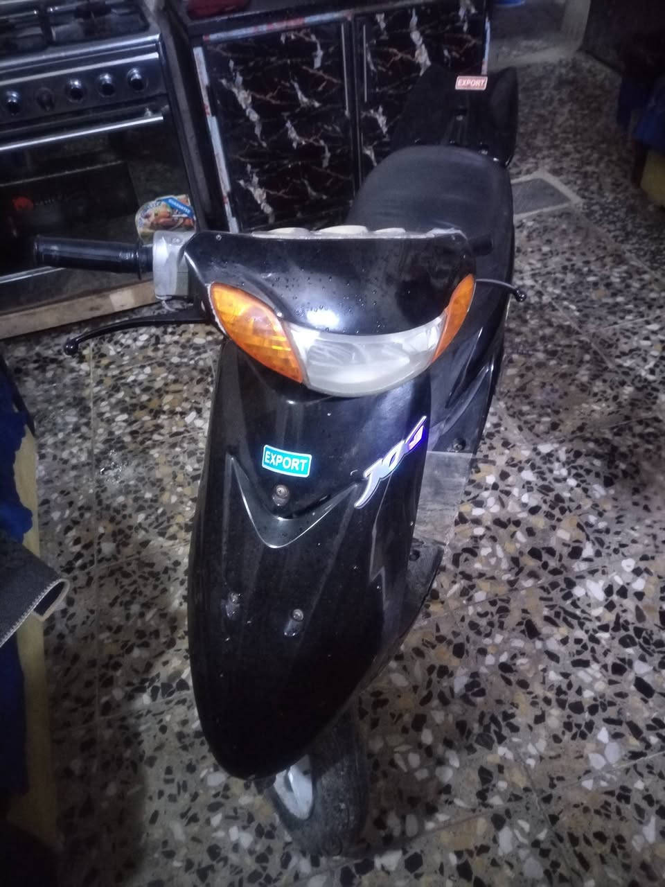 دراجه 60 عصفوري فحل نضيفه وشغاله ب300 مكاني باب معضم قرب ساحه ميدان ***********
