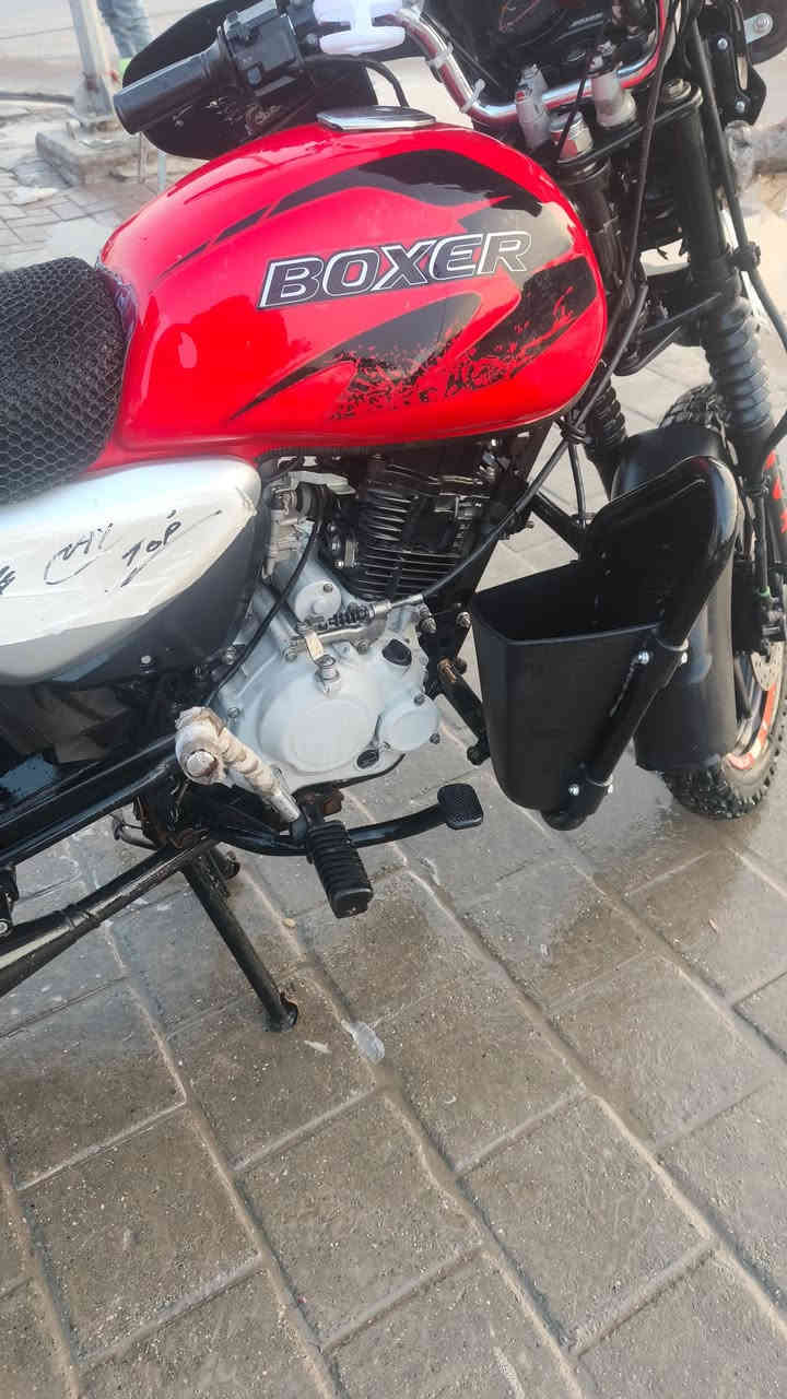 سلام عليكم دىاجه بوكسر مدير 2022كلش نضيفه وجديده كلش رقم بغداد بسمي تحويل ثاني يوم وين ميعجبك المدينة مكفولة زلغ ما بيهة الدراجه كلش نضيفه وعله أيدي الله من الصور بهواي تجي وتشوف بعينك مكاني بلديات السعر مليونين وميتين 2000,200وبيهة مجال حك الجيه رقمي ***********واتساب موجود على فيس ما موجود اعتذر
