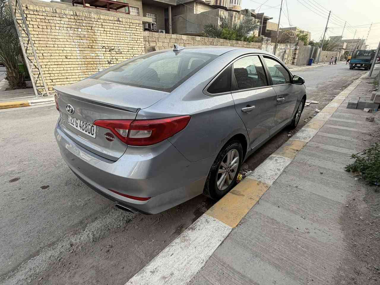 السلام عليكم سوناتا 2017 امريكي رقم اربيل باسمي رقم مميز محرك وكير ع وضع الشركه بلاديه ما مفتوح برغي بيهن سياره جاهزه من كلشي وشادلها منضومه مال غاز ابد متصرف تخم تاير جديد سياره بيها اربع قطع صبغ بدون شواصي  حداديه جديده سياره متصرف عليها ربع السعر 107 وبالف خير على ياخذها مكاني الانبار فلوجه رقم الهاتف ***********/////***********
