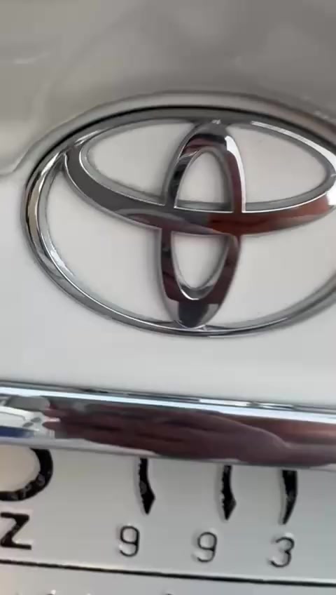 السلام عليكم ملكه للبيع رقم بغداد قرار ٤٨ تحويل مباشر باسم المشتري اربع دكم كفاله عامه سياره طك كارتون المكان بغداد الاتصال على الرقم ***********ابو علي
