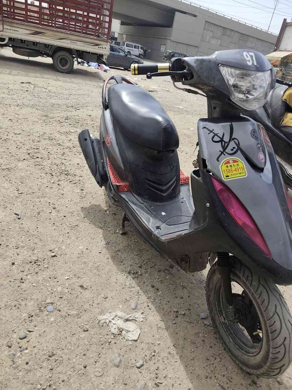 ماكس عدله 120 مكينه خير من الله
مابيه اي نقوصات 
باتري فيتنامي الاصلي ضفيره جديده 
ملف جديد صالصنصه رياضيه FM
نقصه فقط راجز تجي تكلبه وتشوفه 
سعره 600 وبيه مجال مكاني بغداد زعفرانيه ***********
