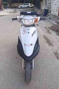 للبيع ماكس قجمه مال حاويه كامله من كلشي شغال بيه السعر ٦٥٠ السكن بغداد...