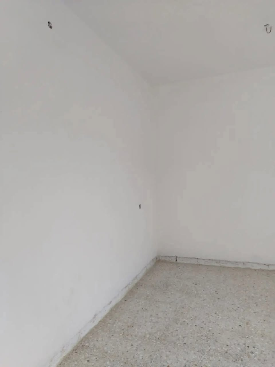 سلام عليكم  شعندك لبخ بياض اشتغل حاضر اني ***********
@إشارة
