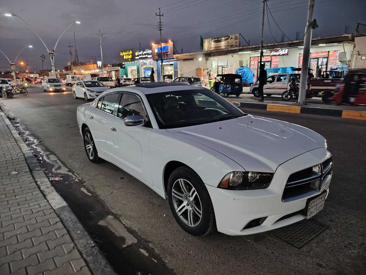 جارجر SXT 2013
فول مواصفات وارد كندي عداد 260
لون ابيض 
سلايد روف
كير طيارة
غرفة عسلي جلد
شاشة كبيرة 
كير ومحرك بحالة ممتازة
الحدادية 100%‎ هسه مجهزهه
السيارة بدون حادثها كلين مكفوله وفحص السونار هو يحكم 
رقم اربيل باسم كردي
تحويل ثاني يوم 
السيارة استخدام شخصي  ما مشتغلة خط

السعر 175 قابل للتفاوض
التواصل فقط على الرقم ***********
غير متواجد عالفيسبوك
مكان السيارة - البصره
